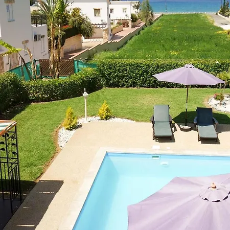 Athoullis Villa