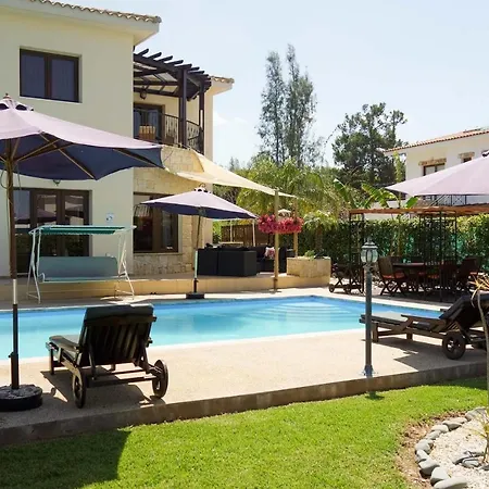 Athoullis Villa Argaka